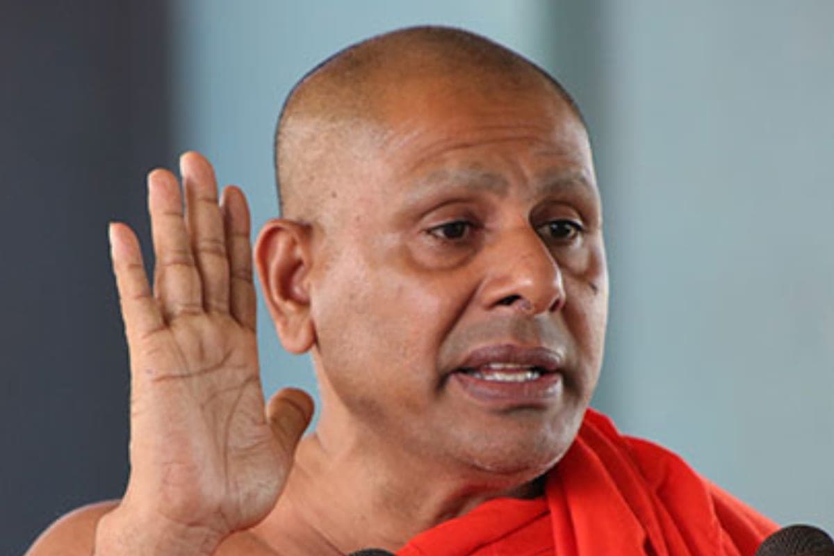 Ven. Battaramulle Seelarathana Attacked