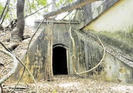 இரு பெண்கள் காணாமல் போன வழக்கில் ஓய்வுபெற்ற கடற்படை பெண் அதிகாரிகள் இருவர் விளக்கமறியலில்
