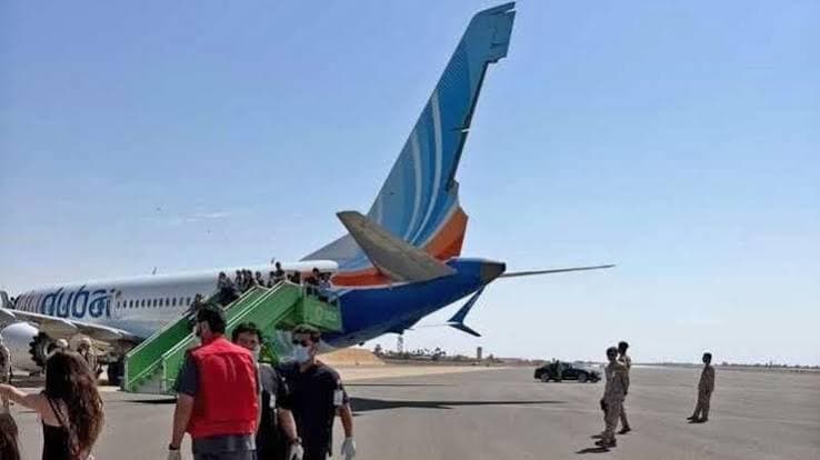 Pilot Saves 174 Passengers After Knife Attack