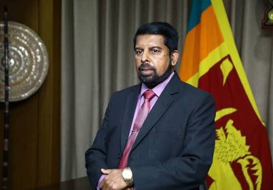 கிராம உத்தியோகத்தர் போராட்டம்: அமைச்சரின் கடும் எச்சரிக்கை